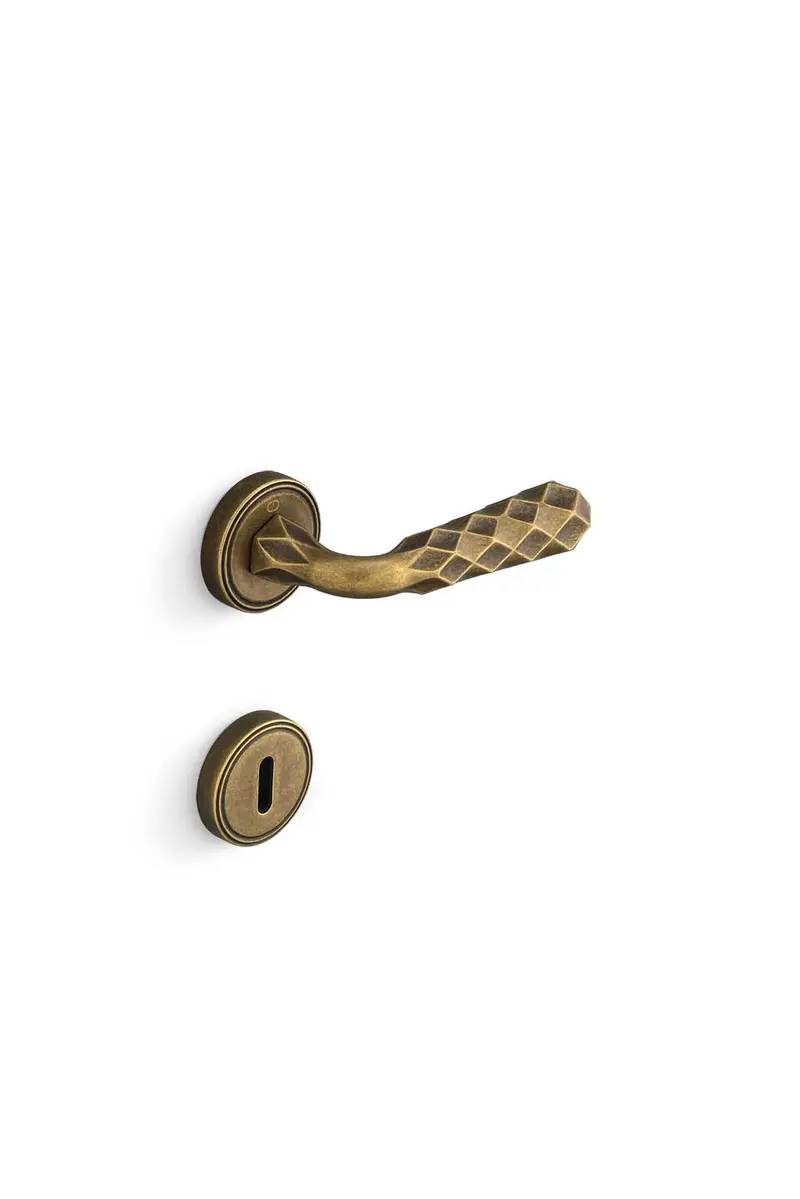 Cape Town Rose Handle And Lock Set 1