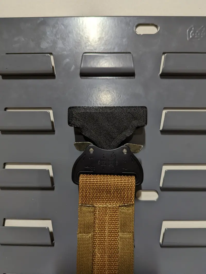 Cobra Buckle Belt Mount For Secureit & Akro-Mils – Universal Gear Rack Adapter 1