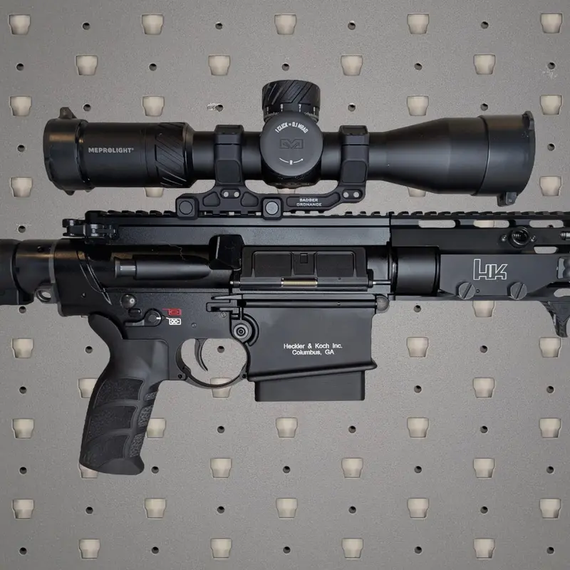 Hk 417 / Mr762 Magwell Mount For Gallowtech – Rifle Display Rack 1