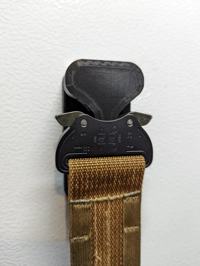 Magnetic Cobra Buckle Belt Mount For Modular Gear Storage 1