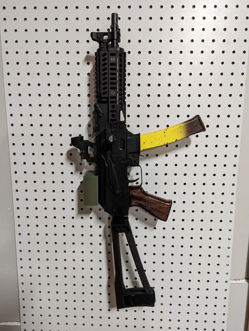 Picatinny Rail Rifle Mount For Pegboard, Skadis, Wall Control & Vaultek 1