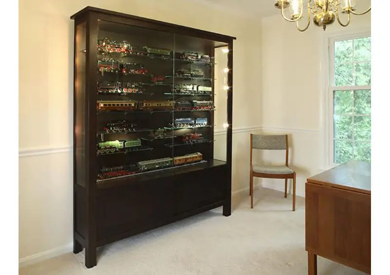 Tailored Built-In Cabinet Solutions 1