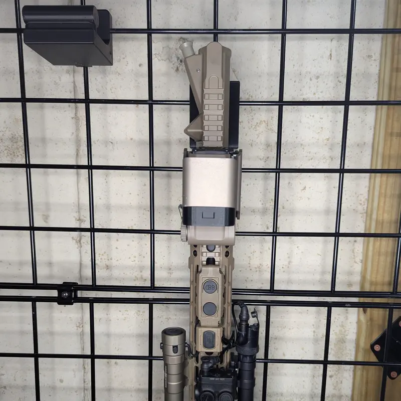 Vertical Ar-15 Upper Receiver Mount For Gridwall Systems 1