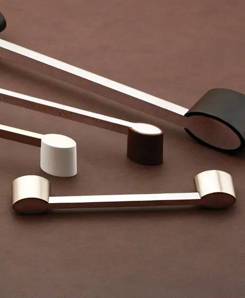 Vittoria Cabinet Pull – Style V-123 1